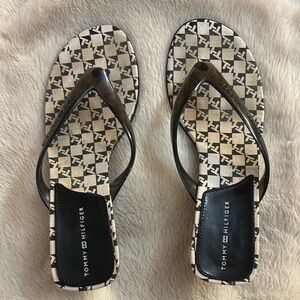Tommy Hilfiger Black and Cream Sandals